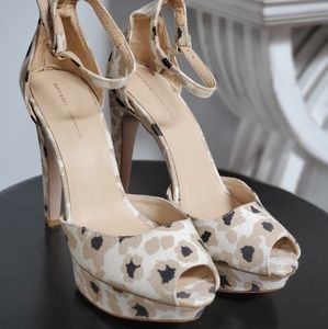 Zara Basic Platform Animal Print Canvas Sandal 40